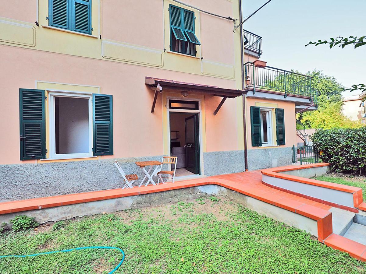 Rosso Corallo Lerici Buitenkant foto